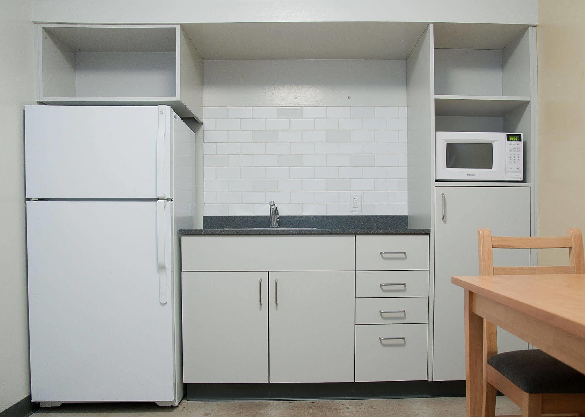 Humber College North Campus Residence แบรมพ์ตัน ภายนอก รูปภาพ