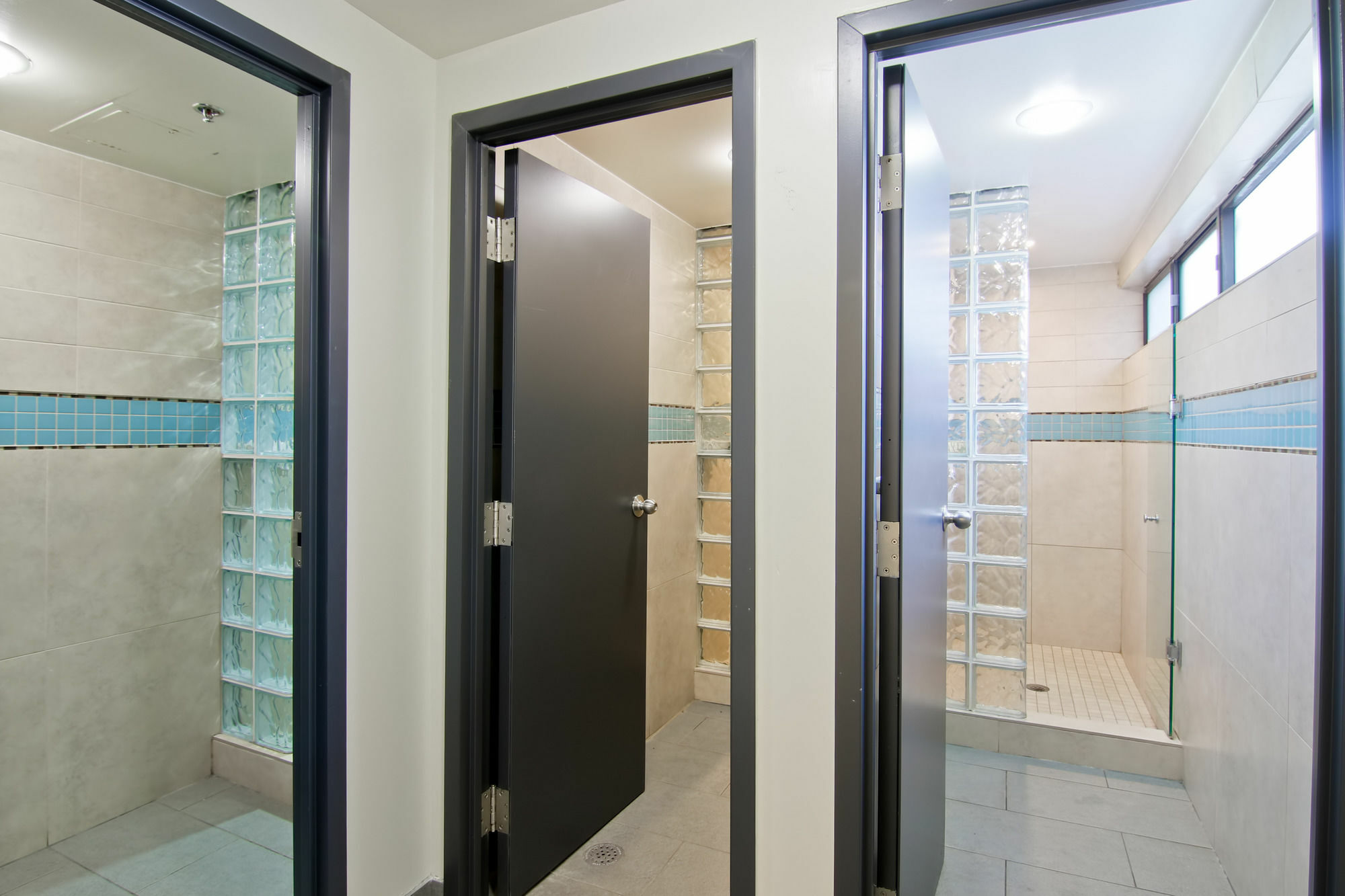 Humber College North Campus Residence แบรมพ์ตัน ภายนอก รูปภาพ