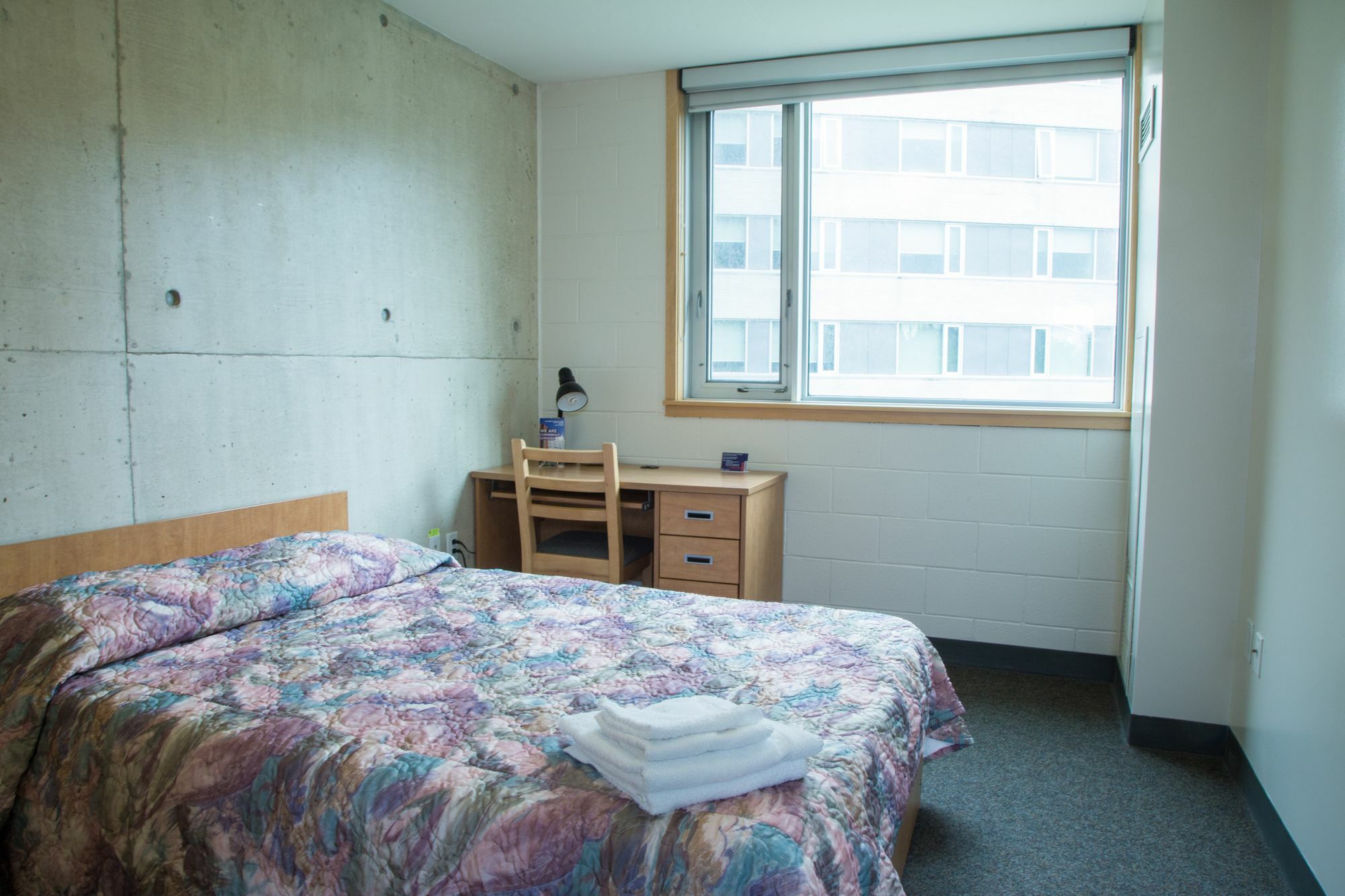 Humber College North Campus Residence แบรมพ์ตัน ภายนอก รูปภาพ